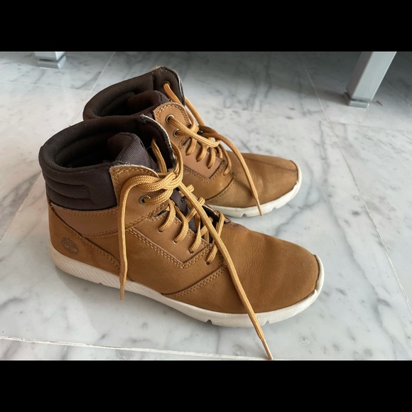 Timberland boots size 5 kids size 6.5 W - Picture 2 of 4